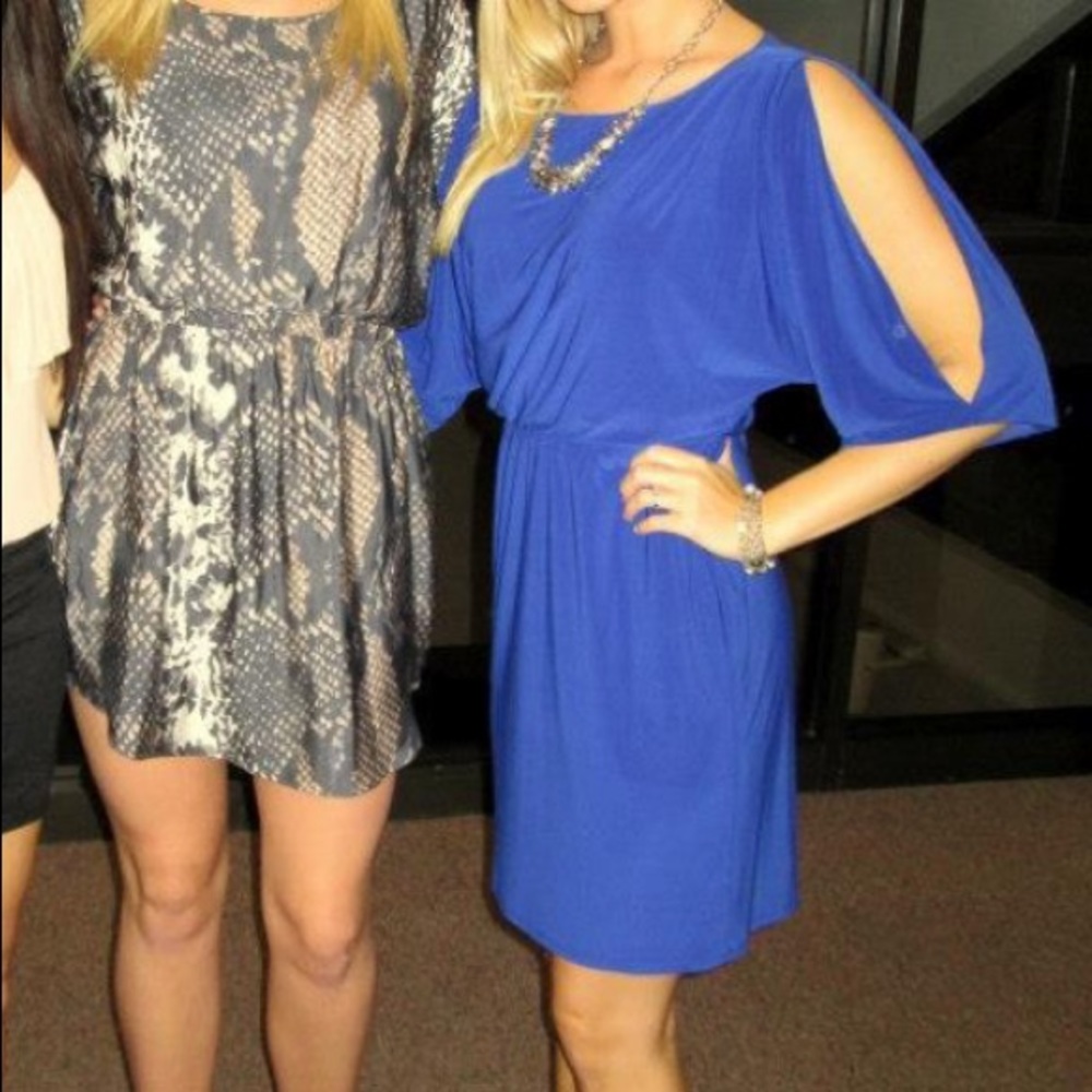 Blue Jessica Simpson Size Medium Dress with Open Shoulder